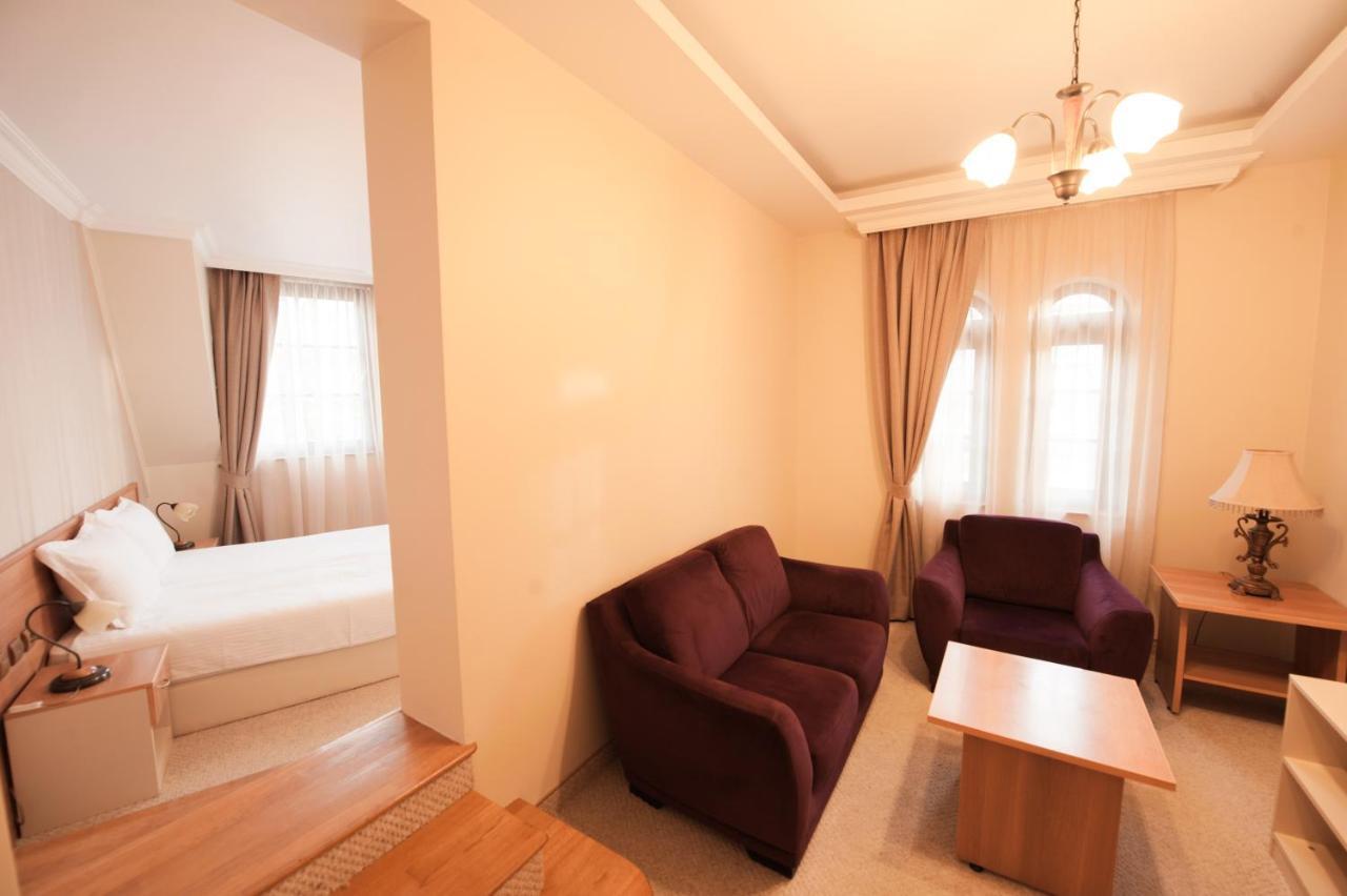 Hotel Central Svilengrad Buitenkant foto
