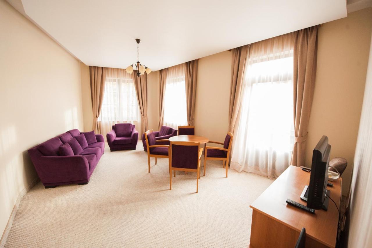 Hotel Central Svilengrad Buitenkant foto